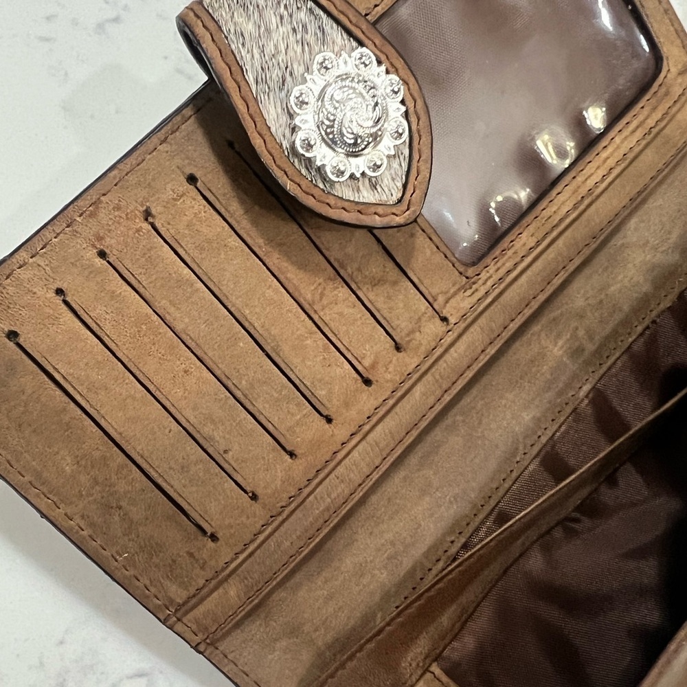 Brown Leather Wallet with Silver Accents - Picture 3 of 10